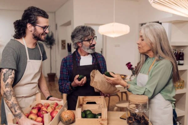 family service favoring box