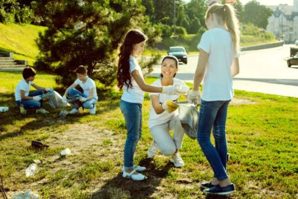 family service month to month community