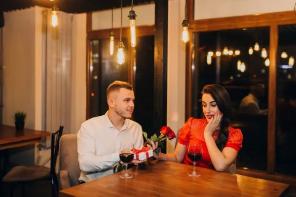 Couples night Parisian Bistro