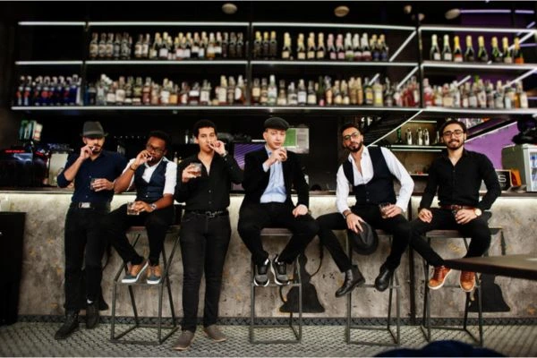 Roaring Cocktail reception