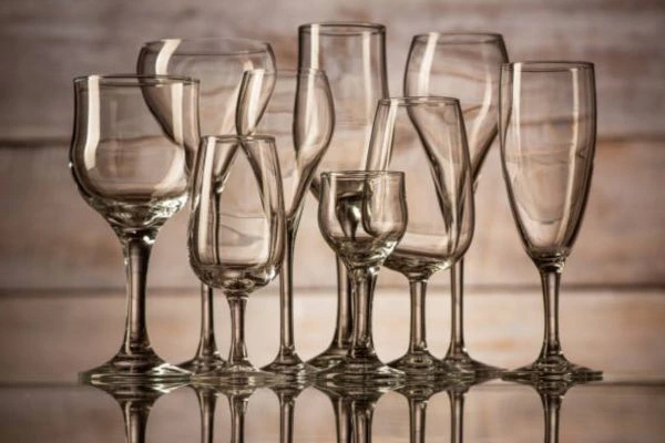 beverage appropriate glassware