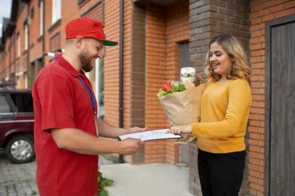 Food delivery leverage pickup options Dodge fees